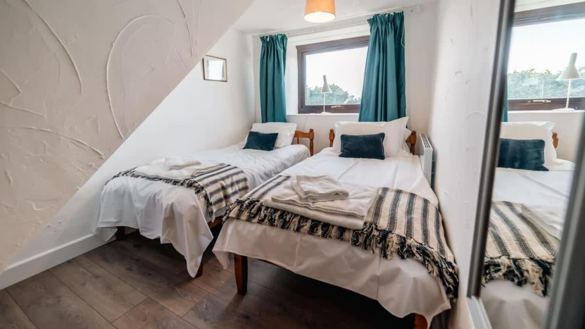 Lovely 2 Bedroom Coastal Cottage Near Bude Exterior photo
